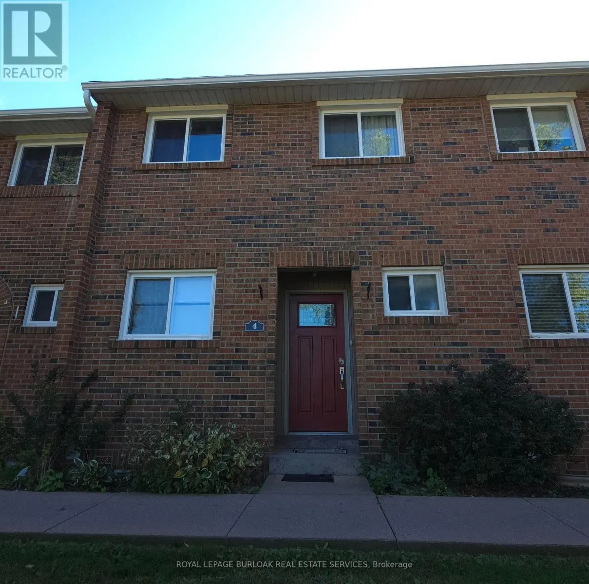 4 - 125 LIVINGSTON AVENUE