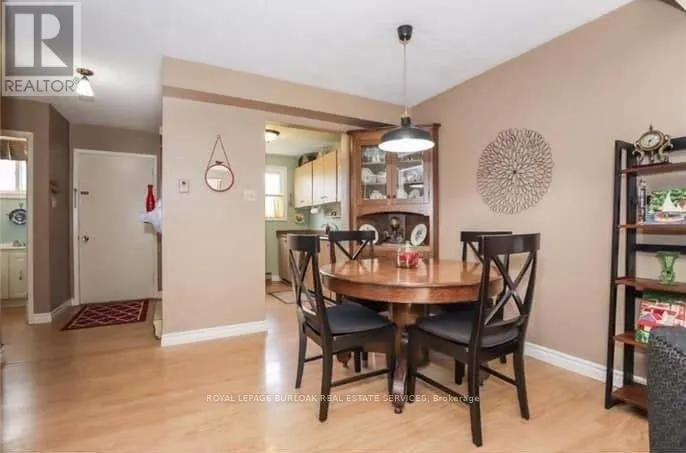 4 - 125 LIVINGSTON AVENUE