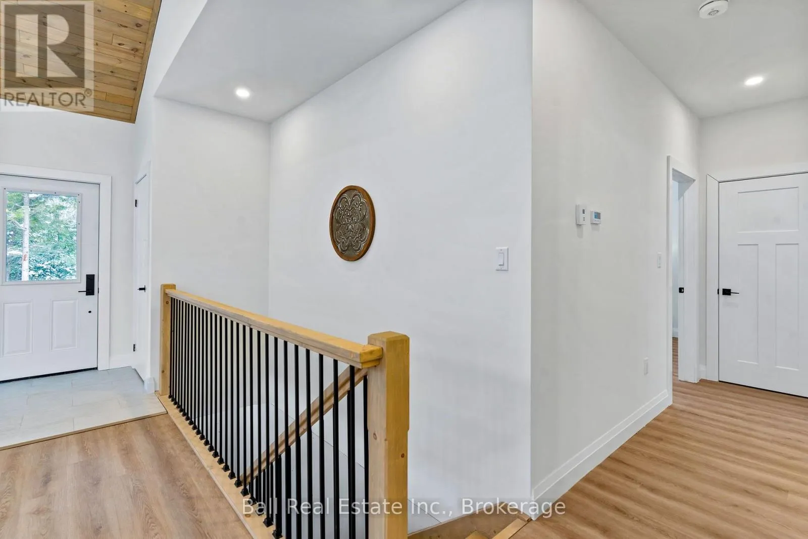 180 LAKEVIEW STREET