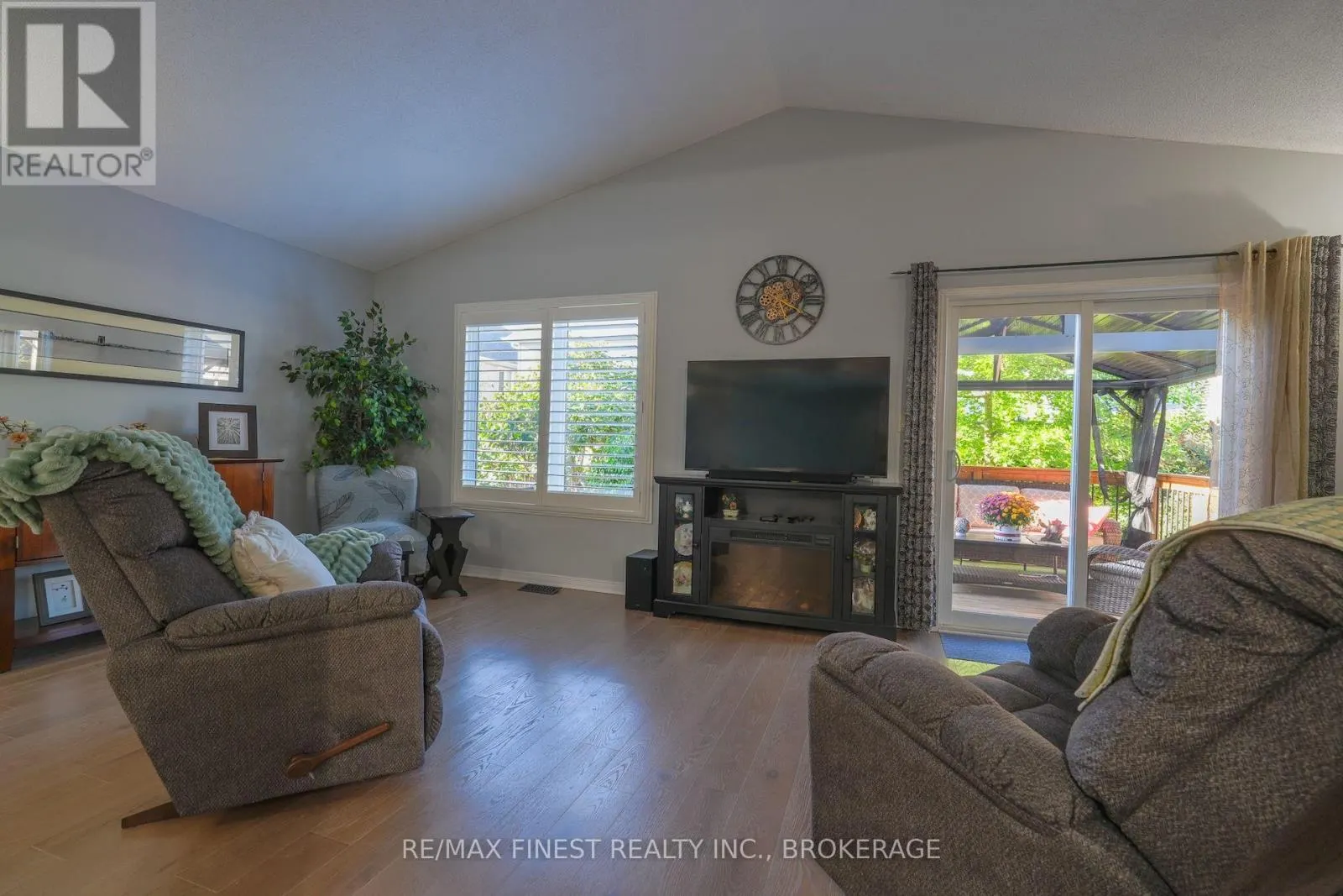 1736 REGINALD BART DRIVE