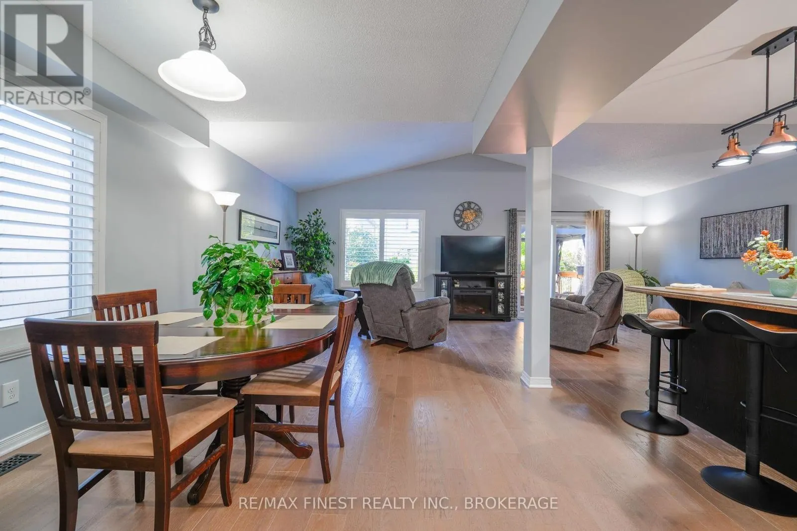 1736 REGINALD BART DRIVE