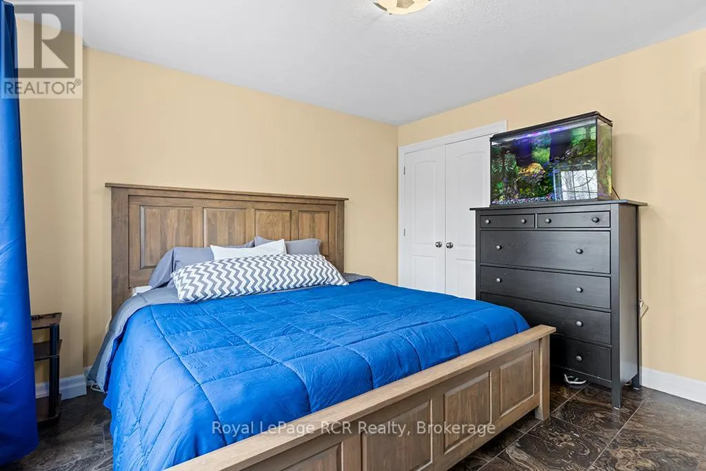 758335 GIRL GUIDE ROAD