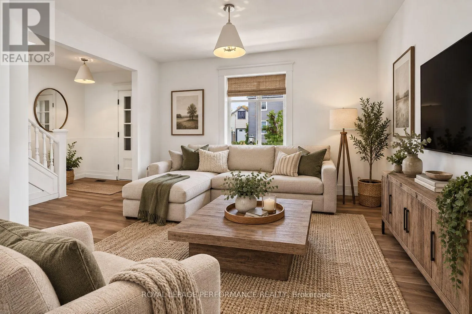 139 EIGHTH STREET W