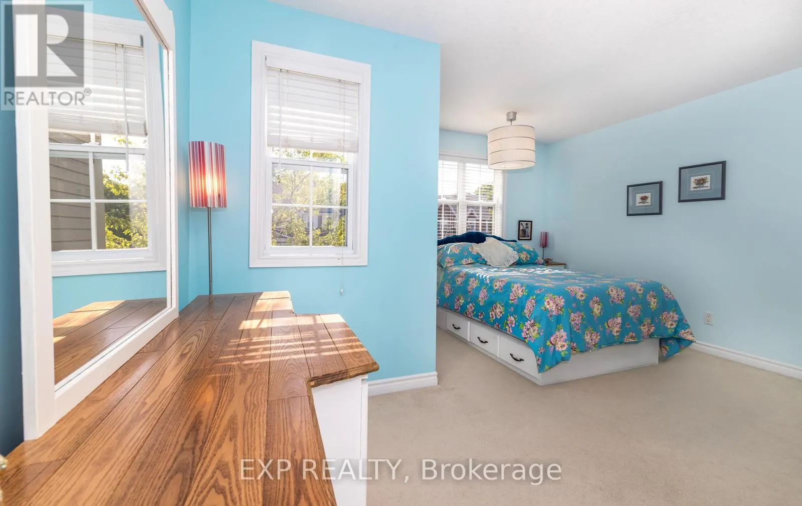 105 HAMPSON CRESCENT