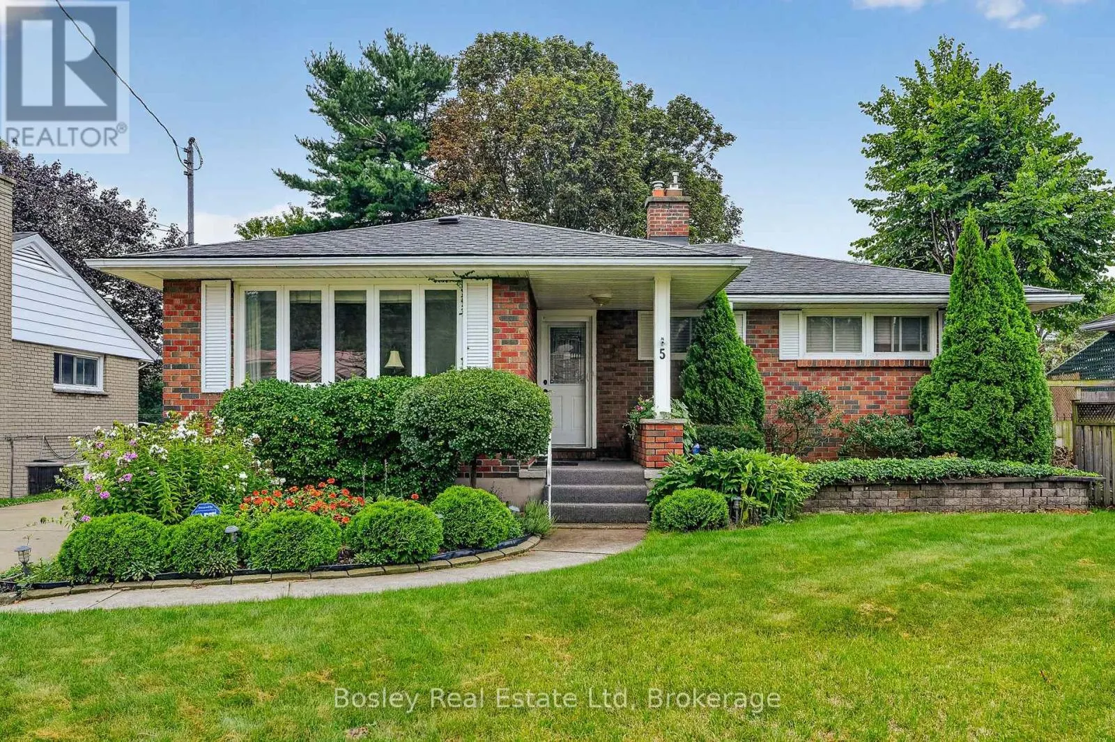 5 RALSTON DRIVE
