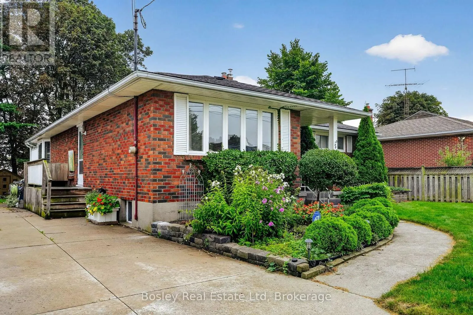 5 RALSTON DRIVE