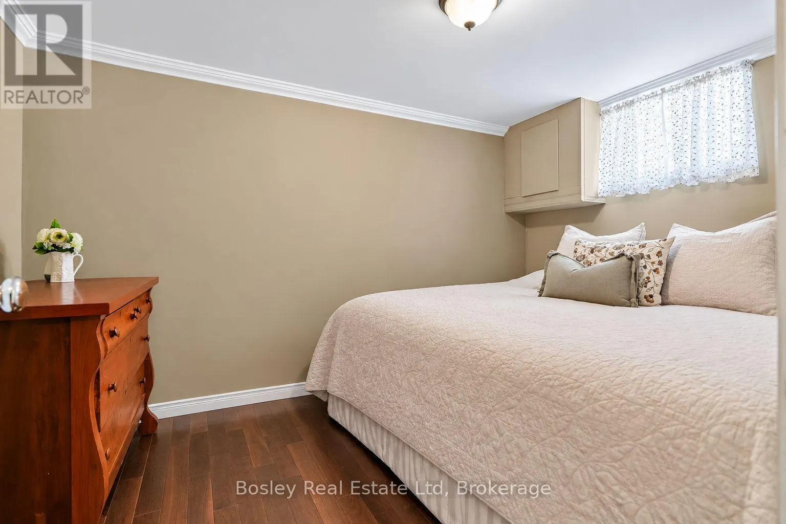 5 RALSTON DRIVE