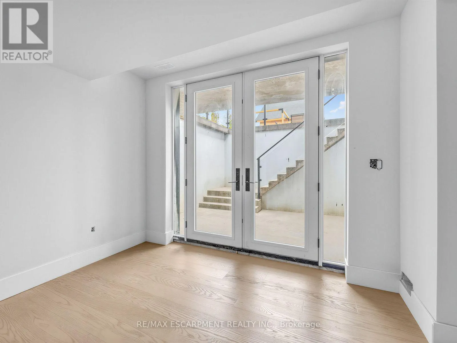 4143 CONCESSION RD 11