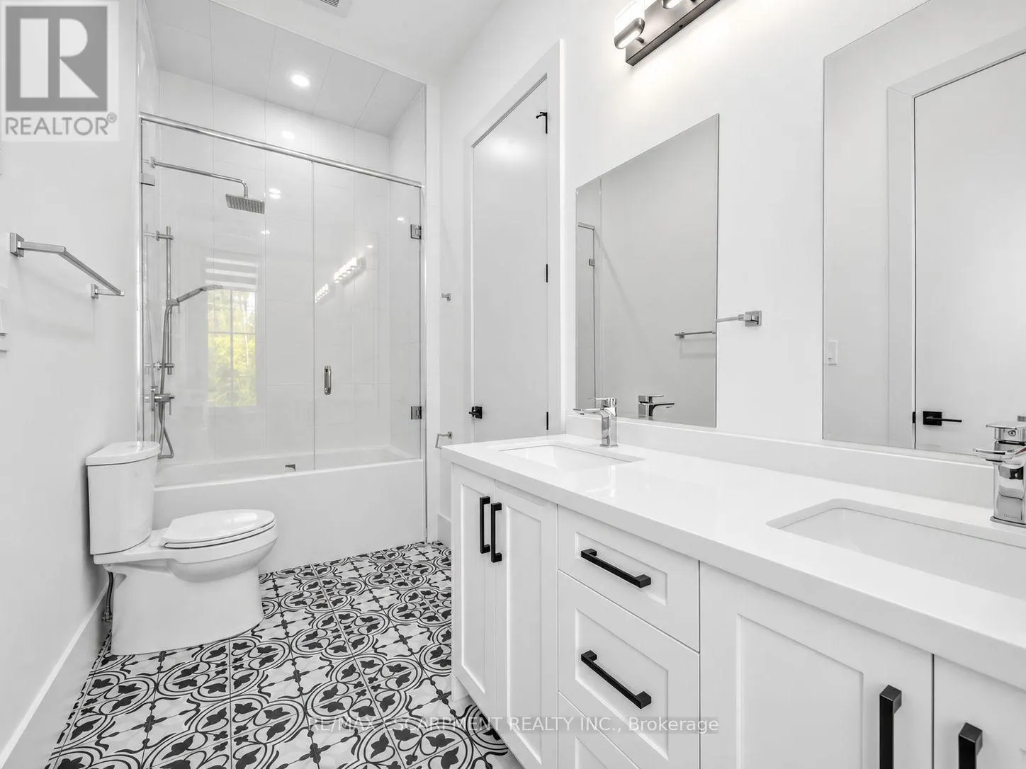 4143 CONCESSION RD 11