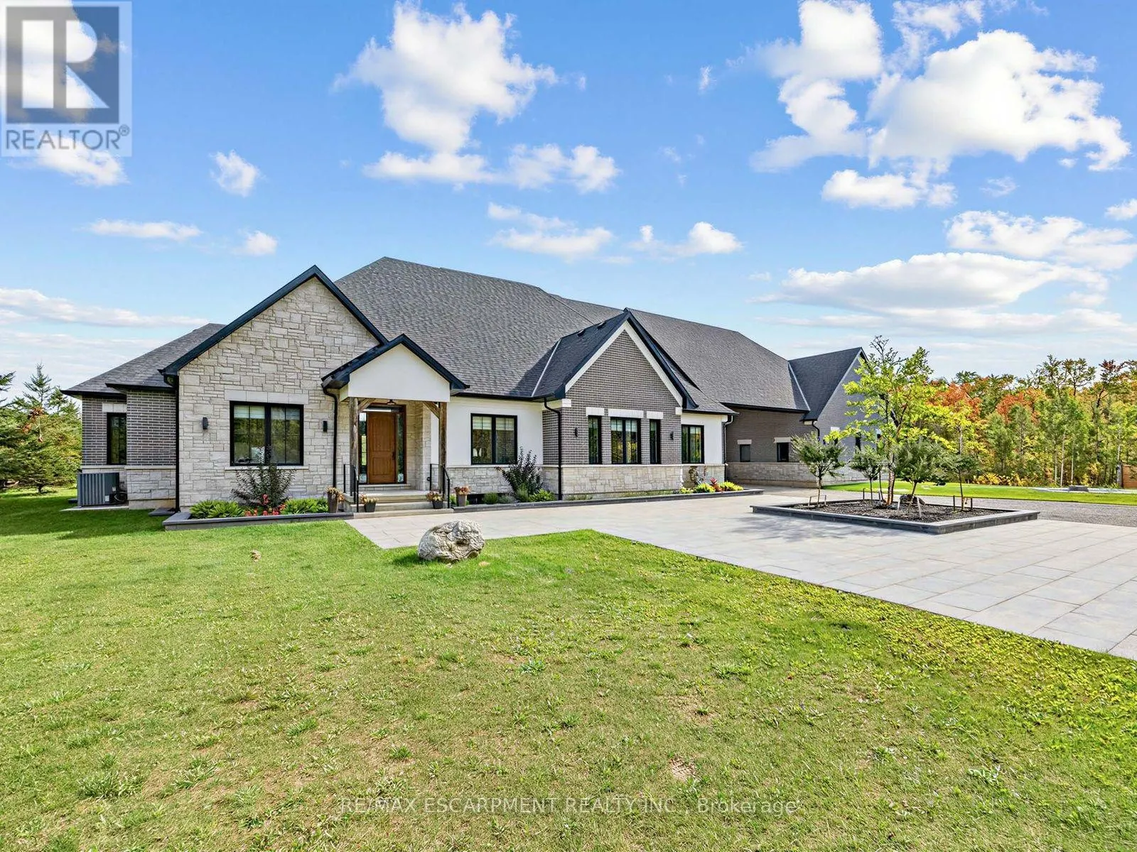 4143 CONCESSION RD 11