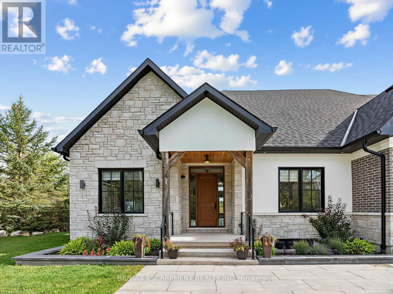 4143 CONCESSION RD 11