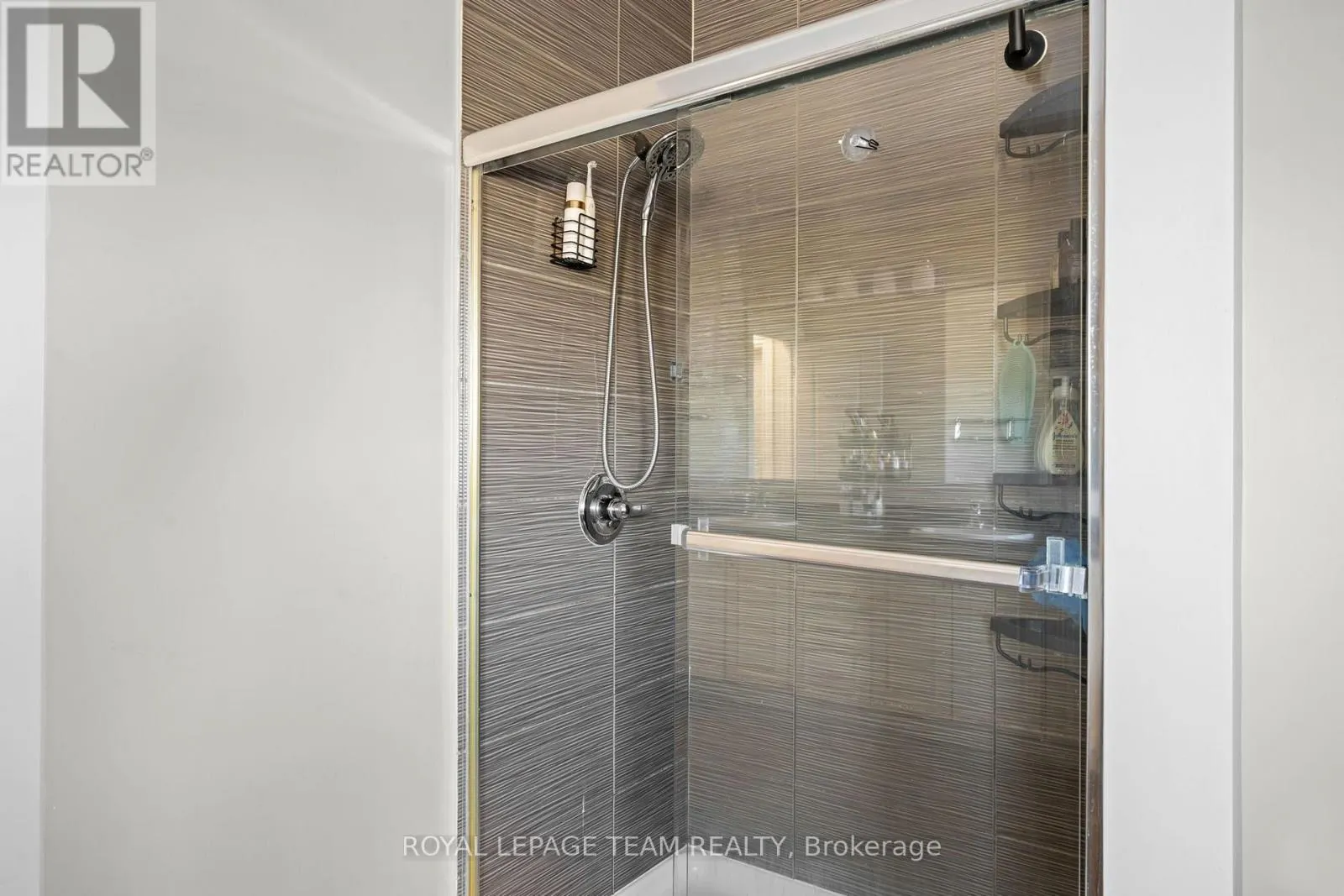 732 LAKEBREEZE CIRCLE