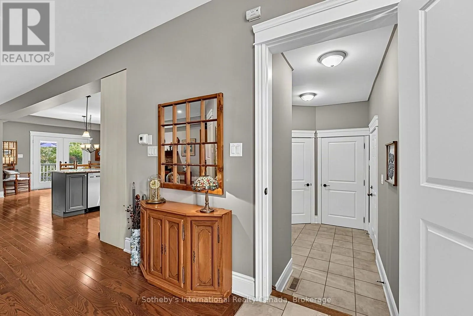 9 MEADOWBROOK LANE