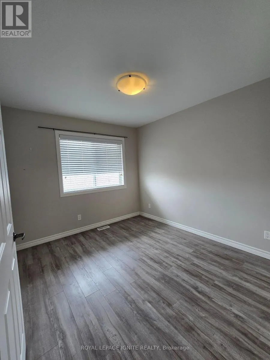 52 COTTONWOOD DRIVE