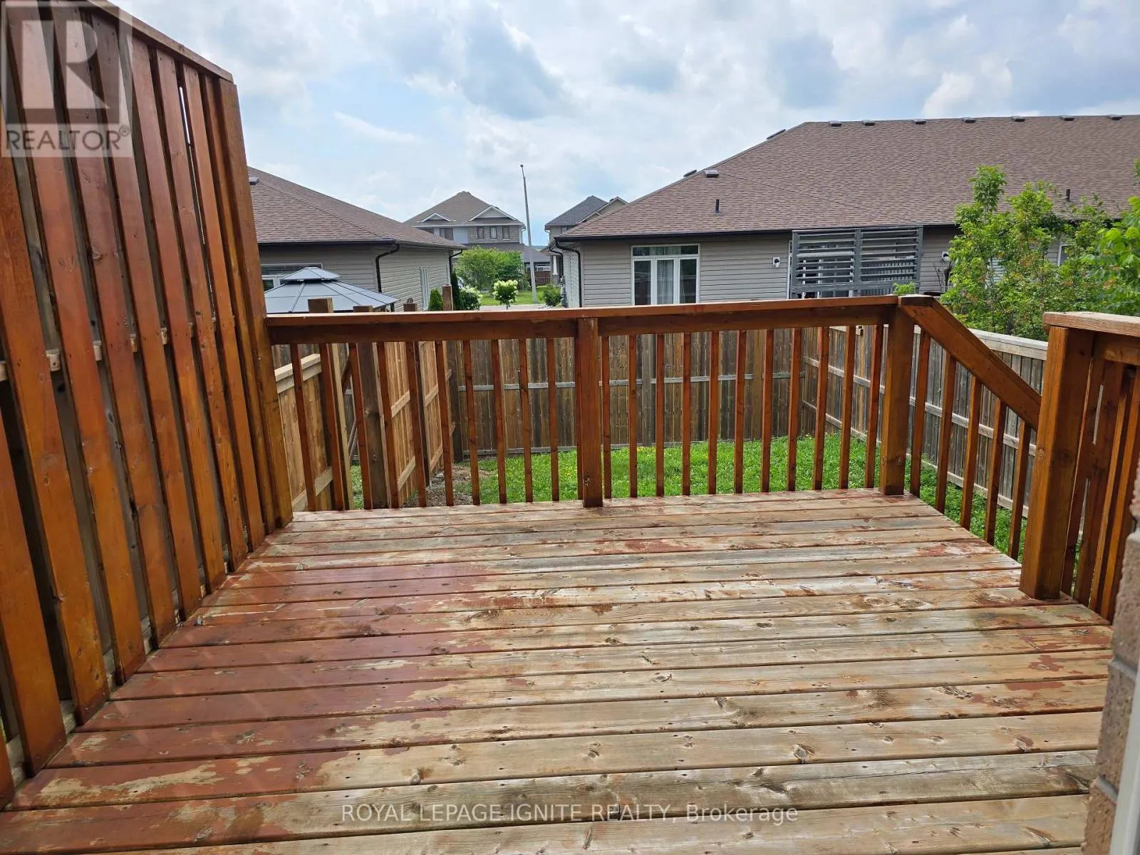 52 COTTONWOOD DRIVE