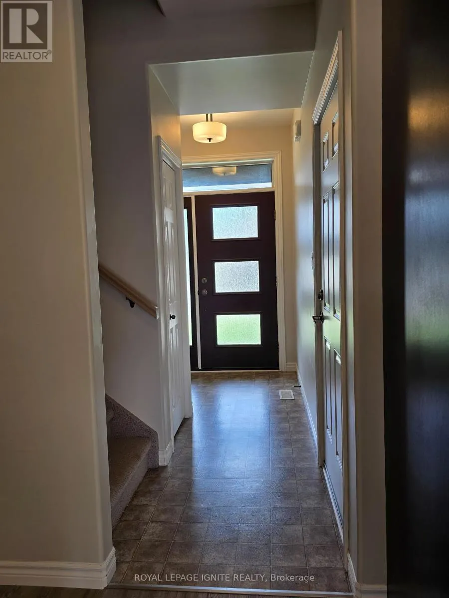 52 COTTONWOOD DRIVE