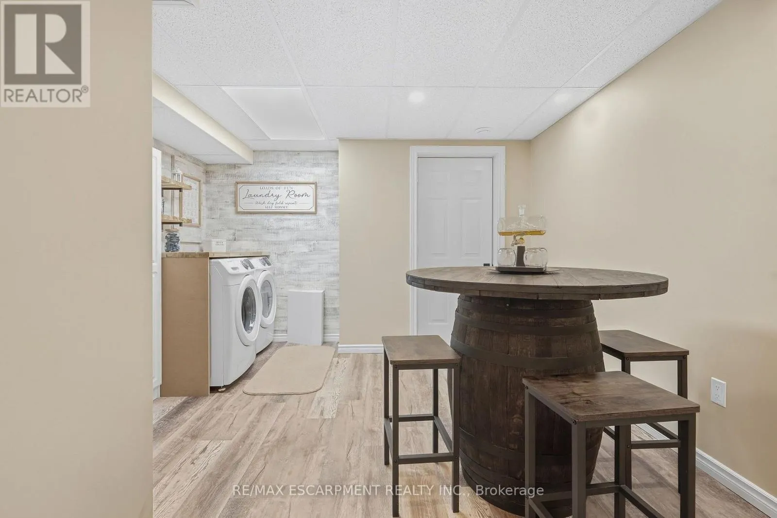 14 KENYON CRESCENT