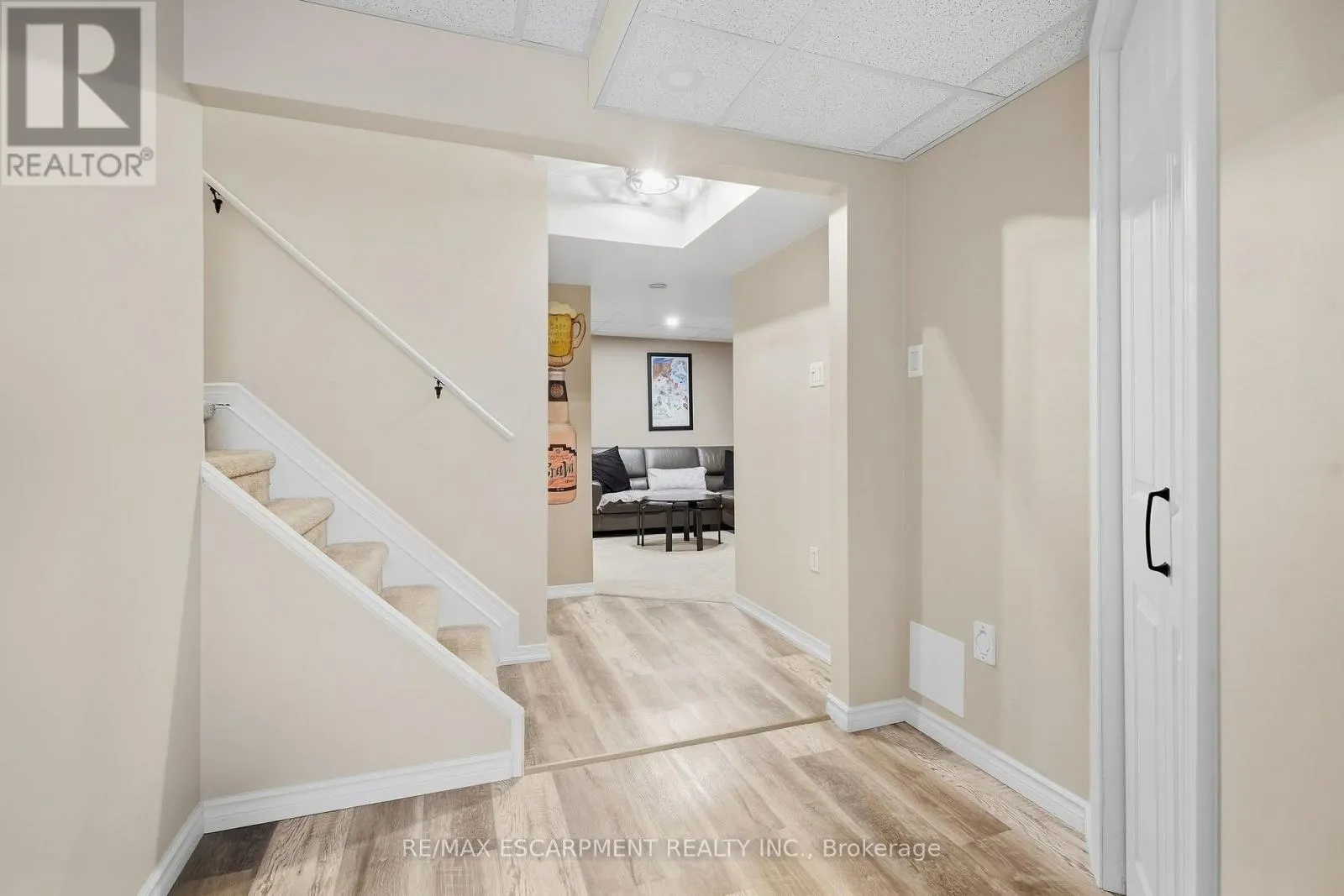 14 KENYON CRESCENT