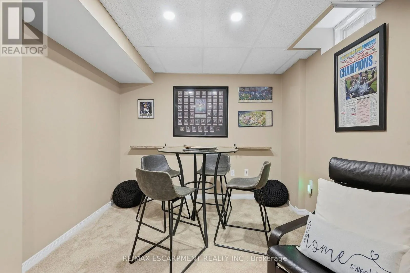 14 KENYON CRESCENT