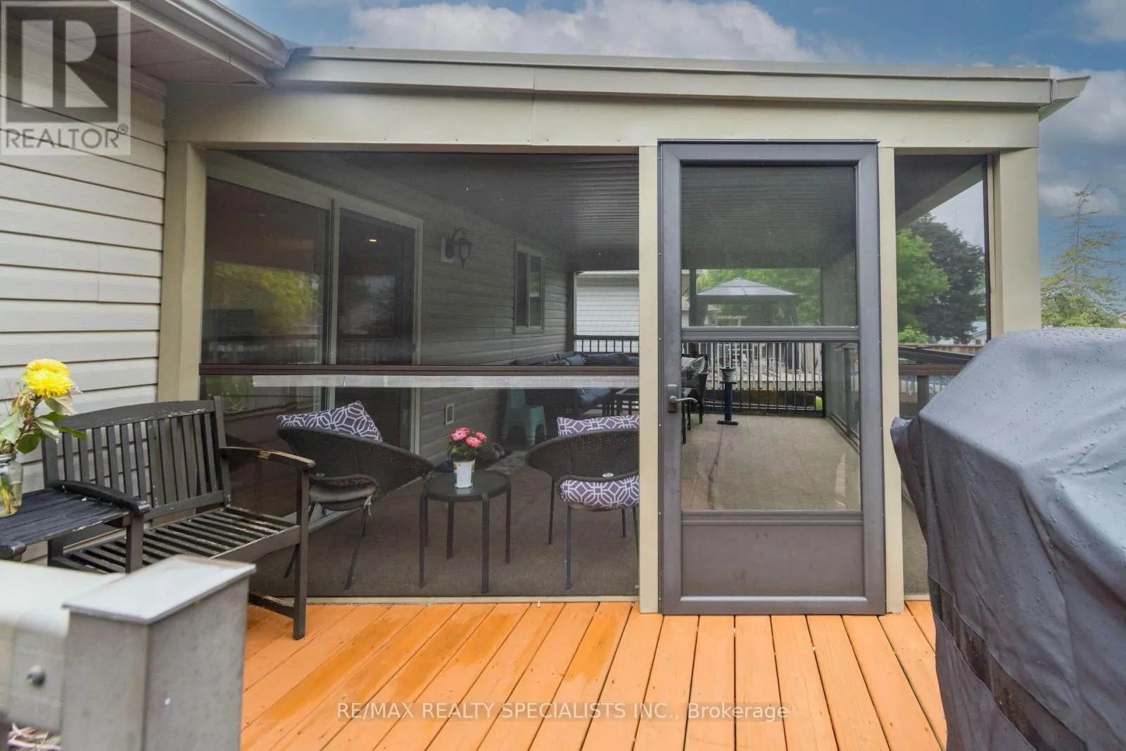 20 STONEGATE CRESCENT