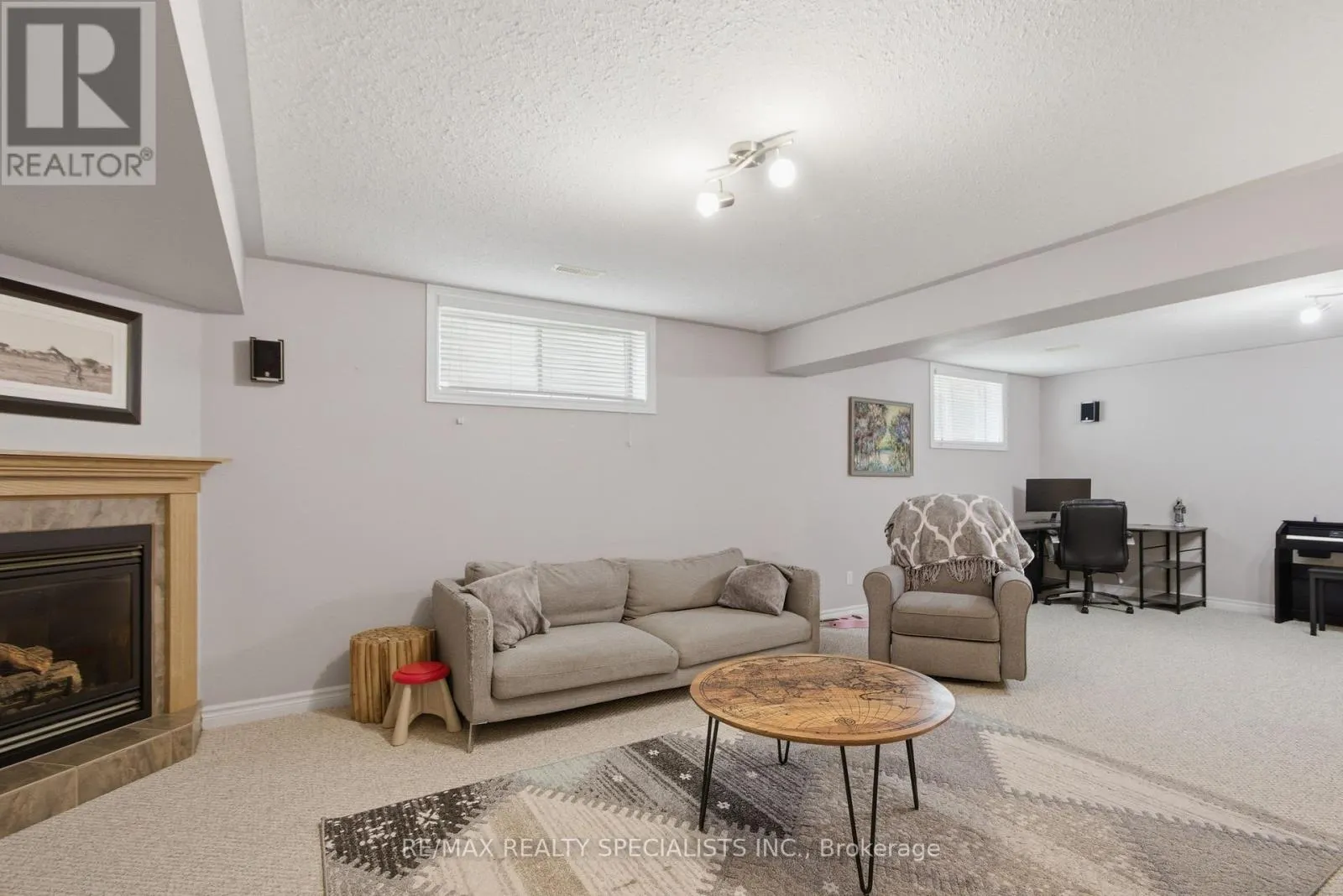 20 STONEGATE CRESCENT