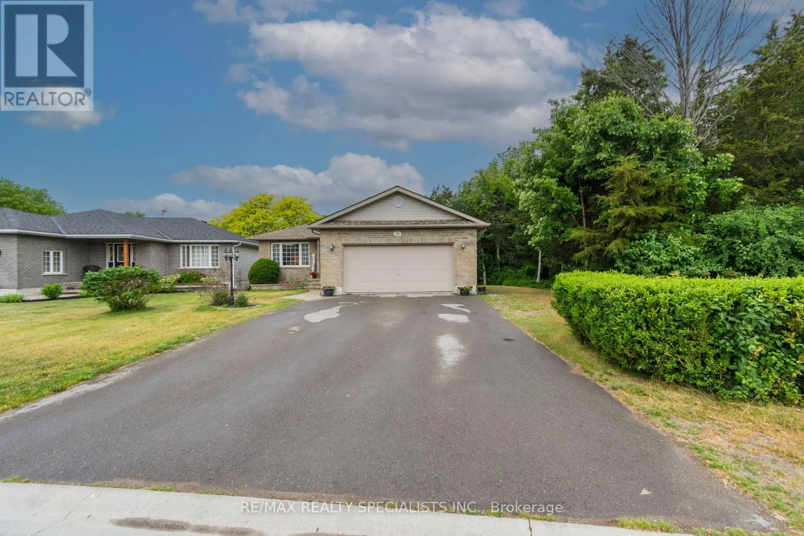 20 STONEGATE CRESCENT