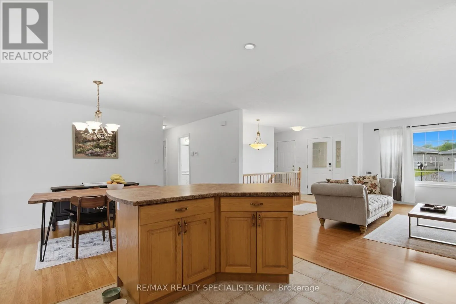 20 STONEGATE CRESCENT