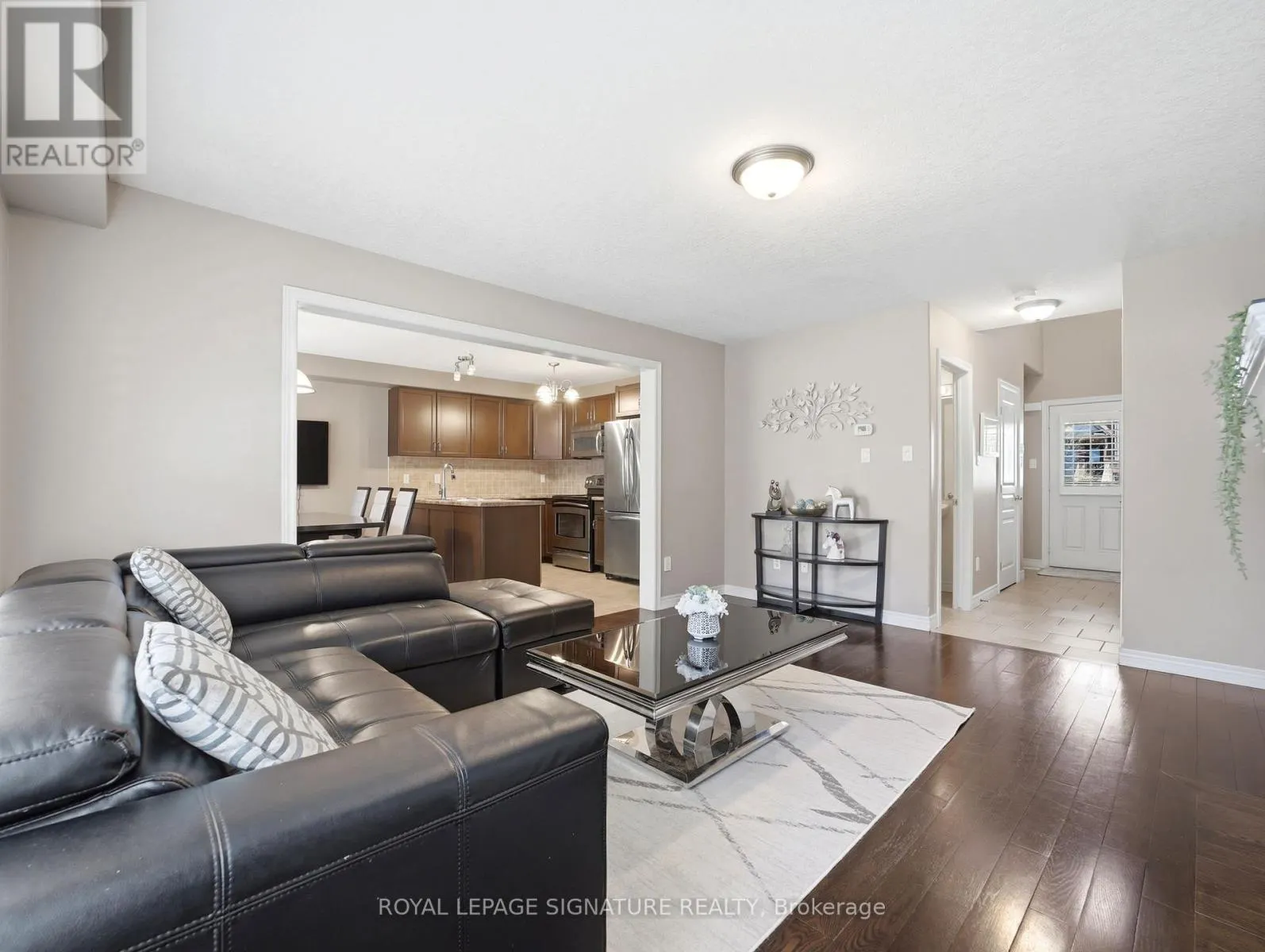 98 WILLOW LANE