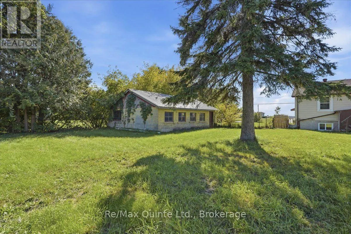 106 WHITES ROAD