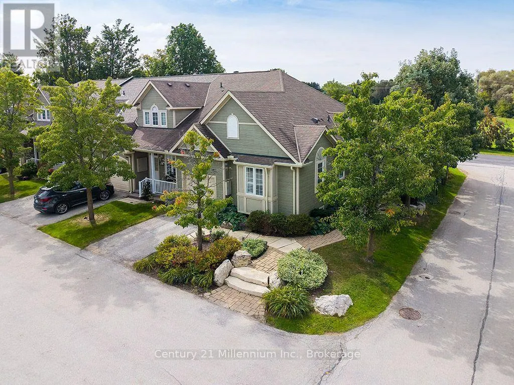 28 - 110 NAPIER STREET W #28