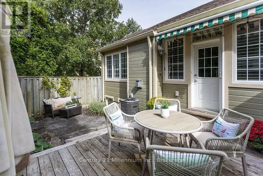 28 - 110 NAPIER STREET W #28