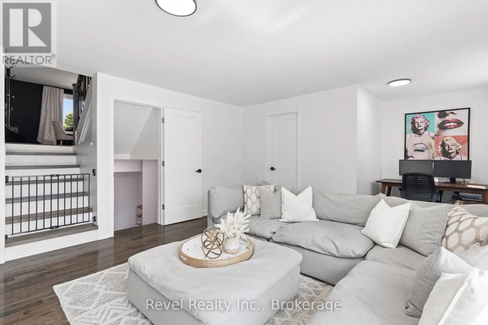 25 RIVERVIEW ROAD
