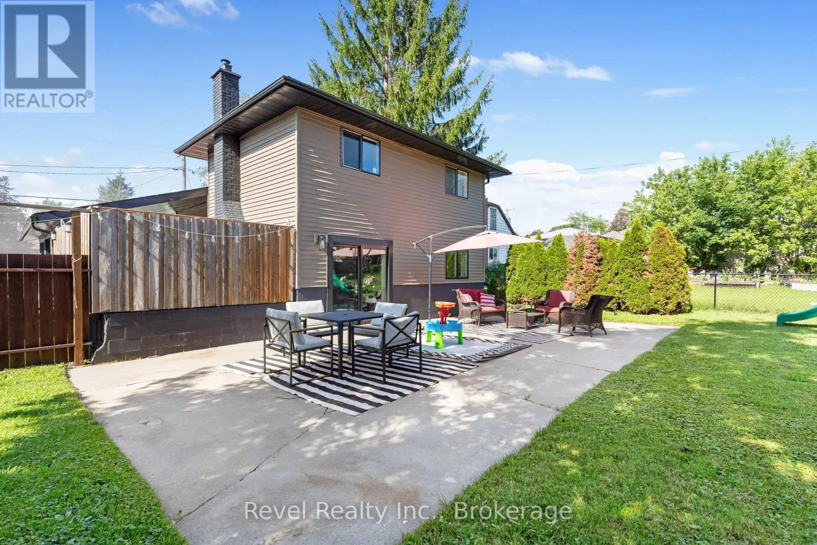 25 RIVERVIEW ROAD