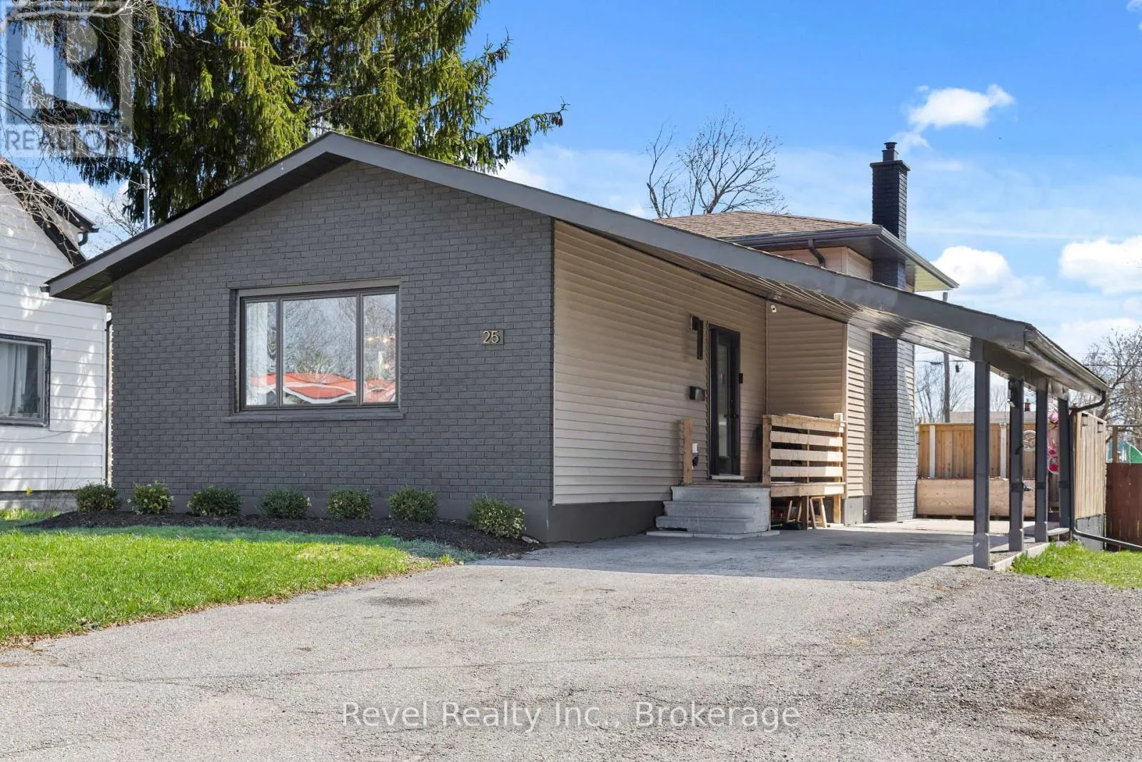 25 RIVERVIEW ROAD