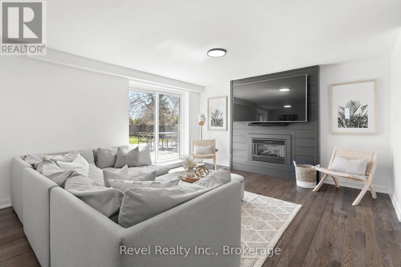 25 RIVERVIEW ROAD