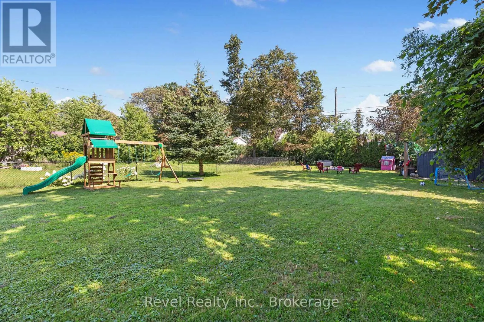 25 RIVERVIEW ROAD