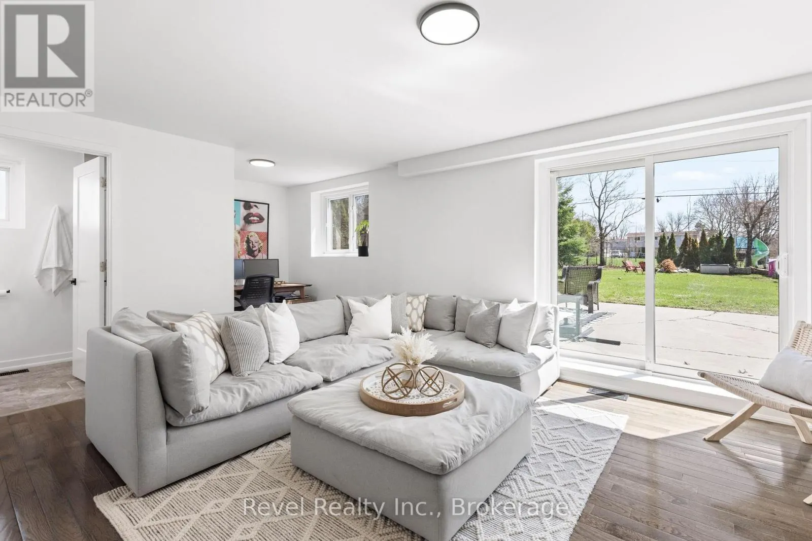 25 RIVERVIEW ROAD