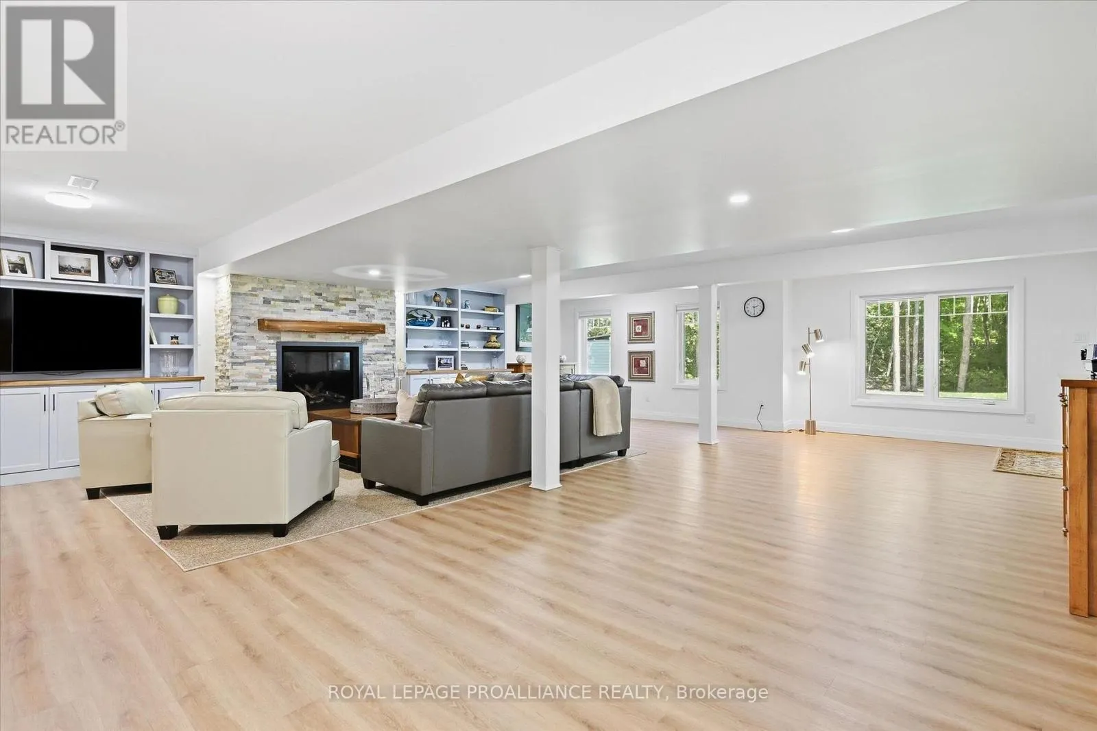 322 ELBOW POINT ROAD
