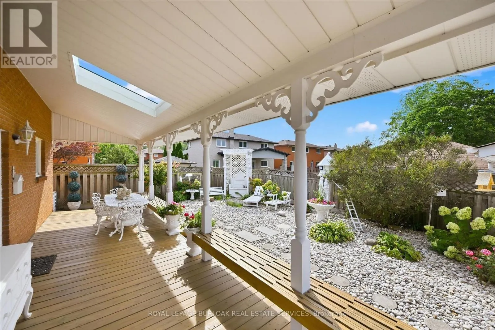 83 OAKRIDGE DRIVE