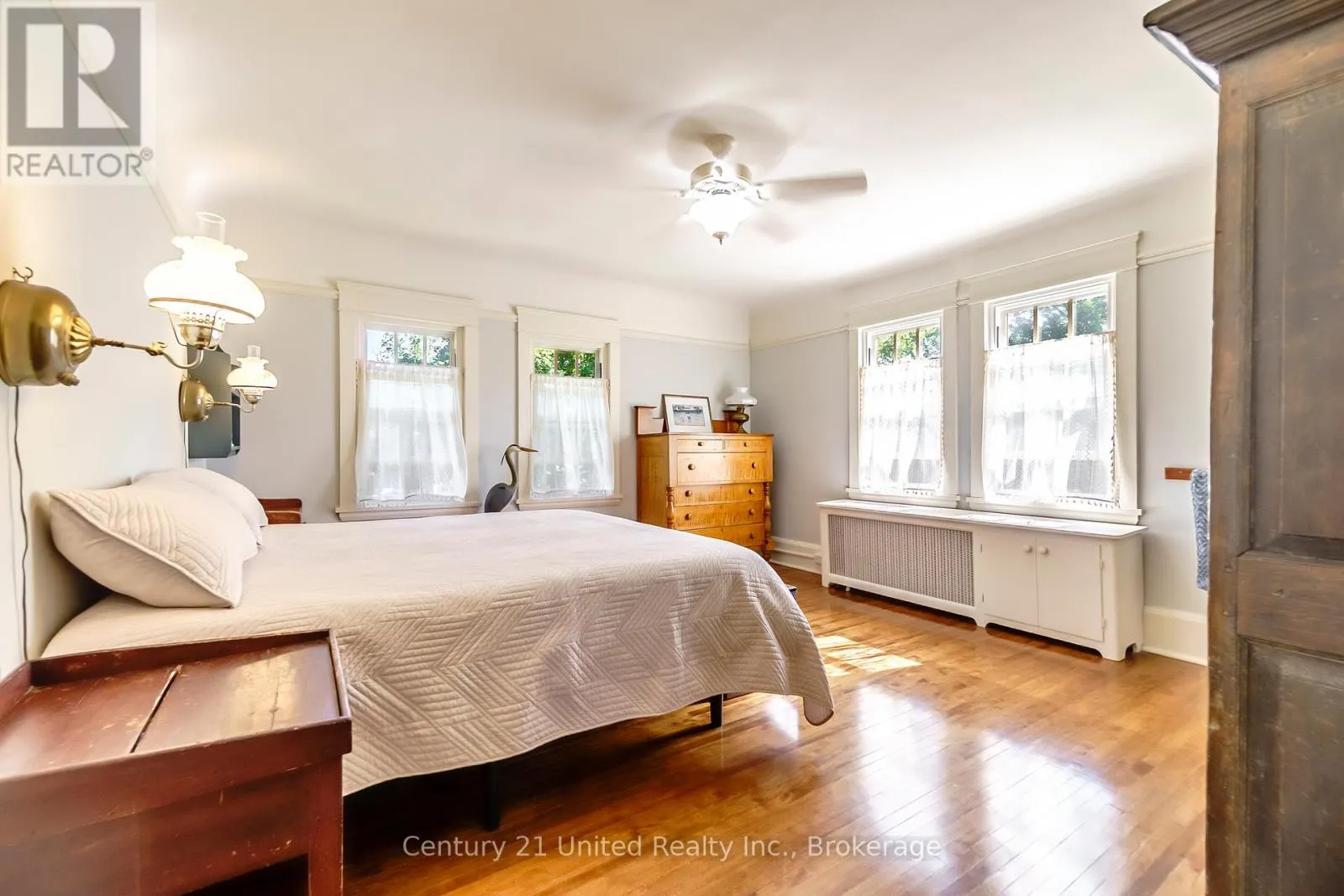408 BELMONT AVENUE