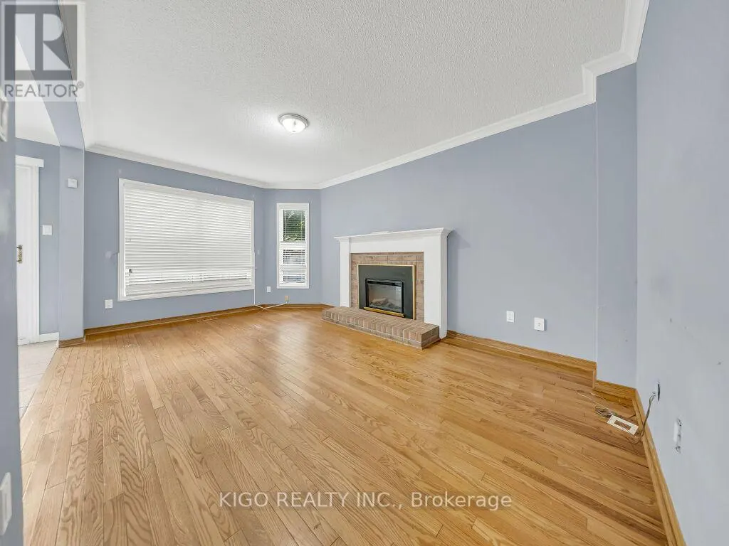 607 BURNETT AVENUE
