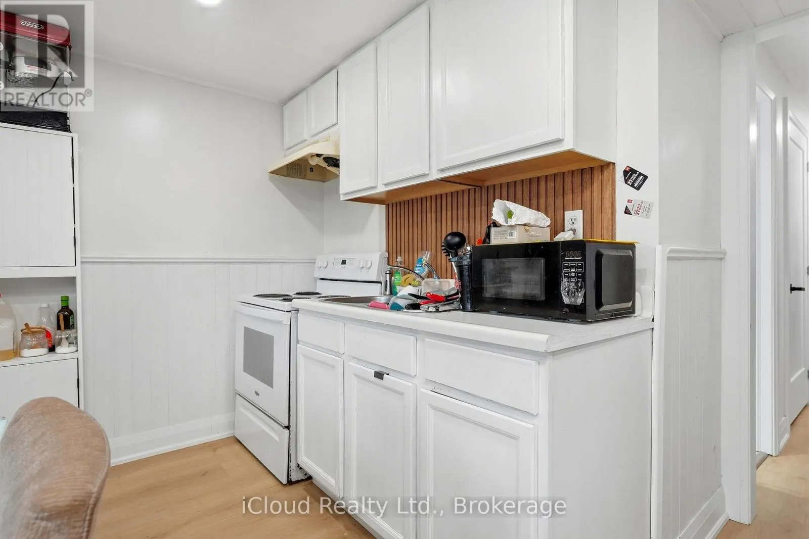 3 MANLEY CRESCENT