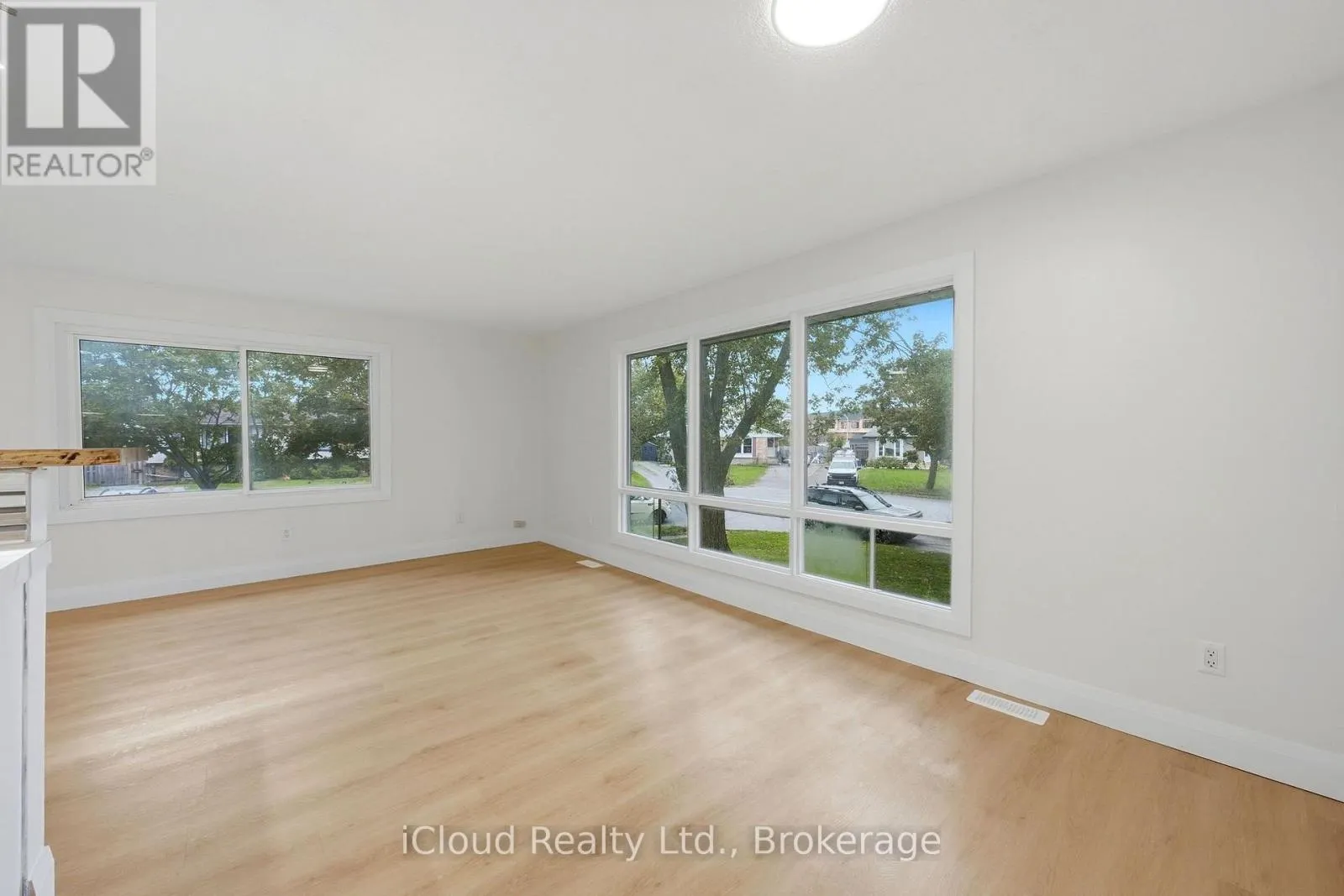 3 MANLEY CRESCENT