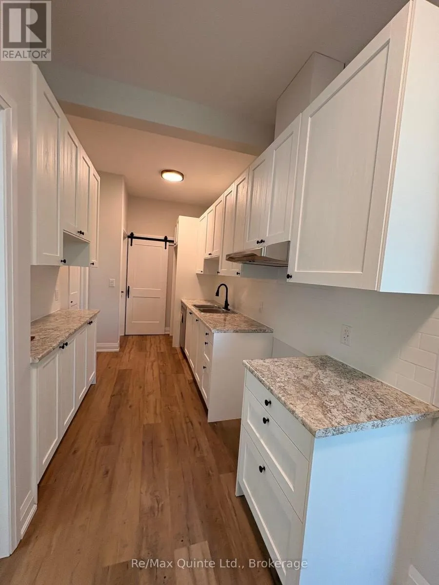 3 - 22 MCGILL STREET #3