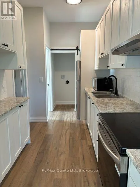 3 - 22 MCGILL STREET #3