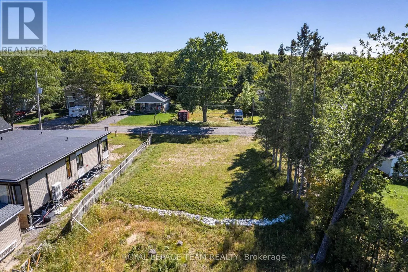 794 BAYVIEW DRIVE