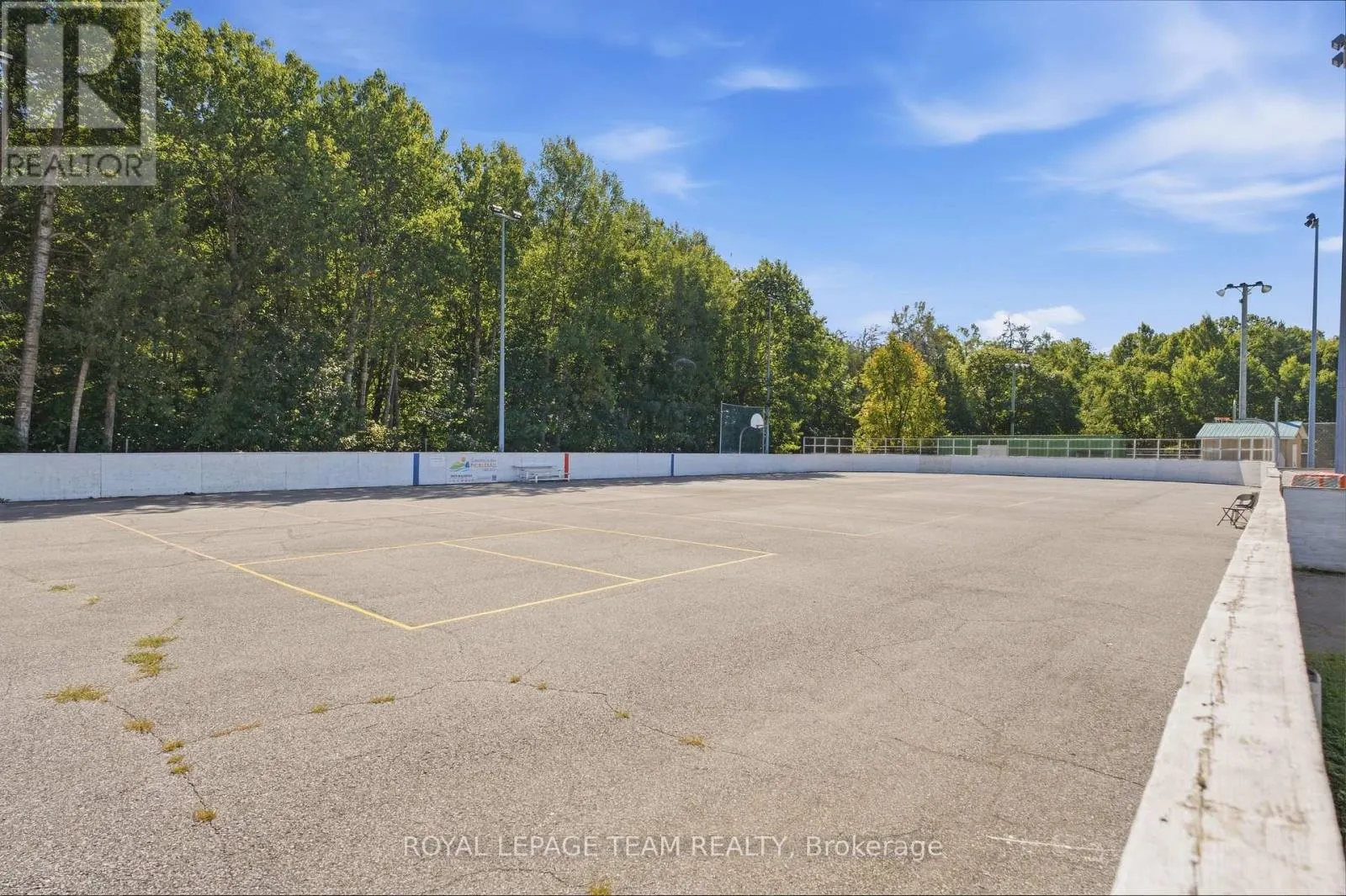 794 BAYVIEW DRIVE