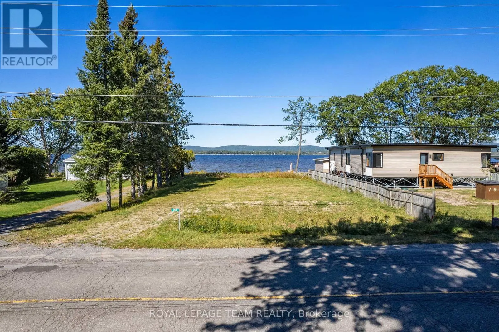 794 BAYVIEW DRIVE
