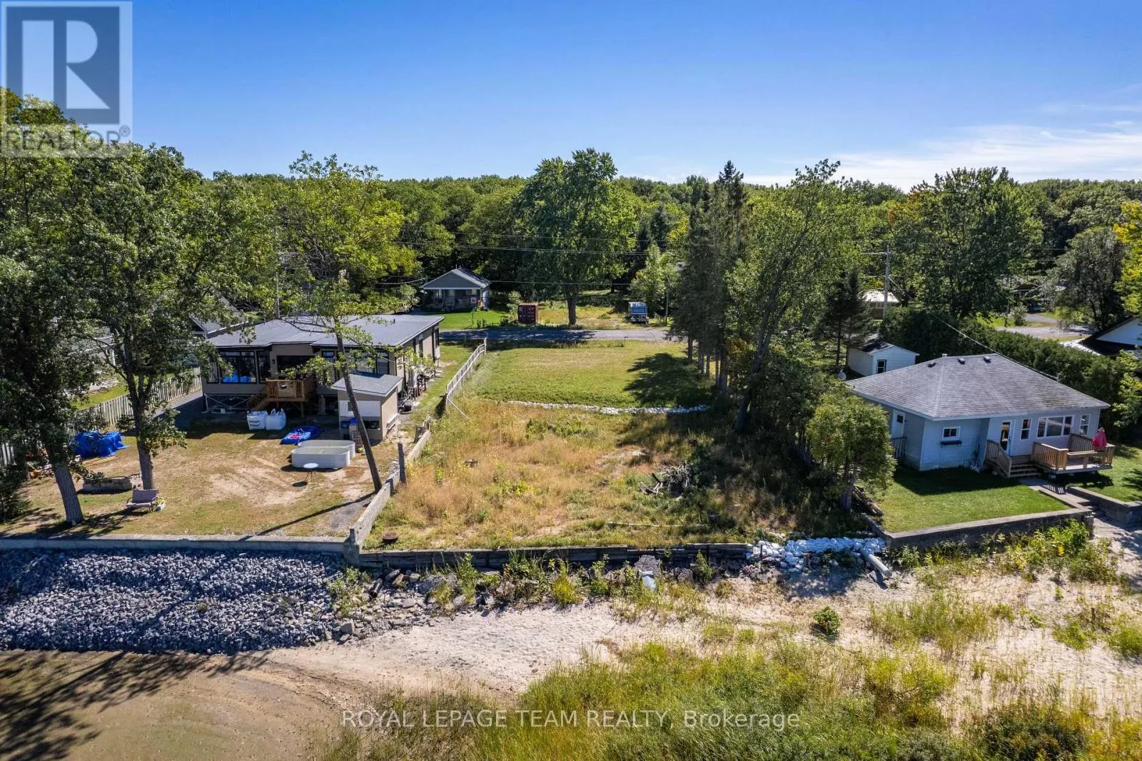 794 BAYVIEW DRIVE