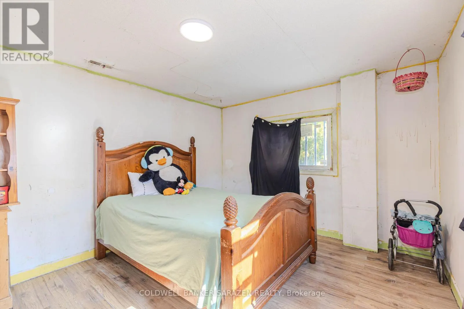 215 DESROSIERS STREET